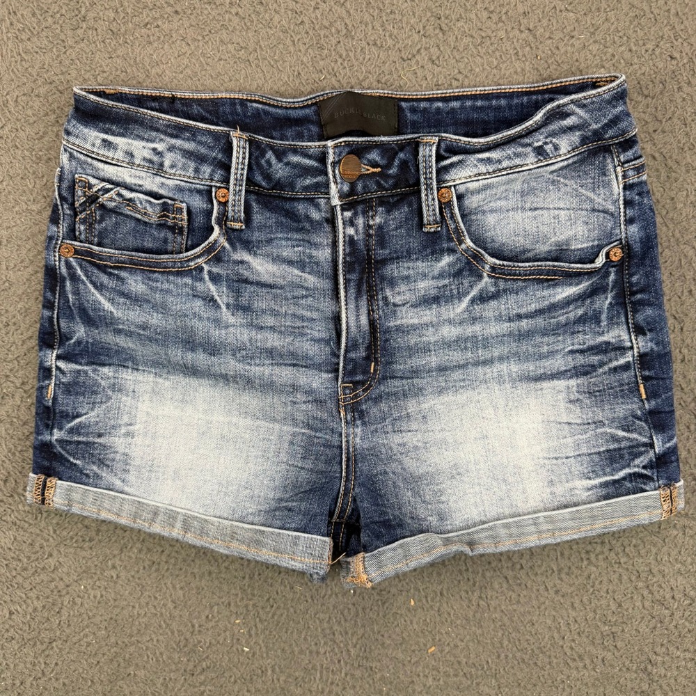 Buckle Black Fit No. 93 Women Denim Shorts Size 28 Blue Cuffed Stretch Whiskered